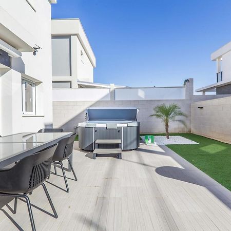 Casa Bos Dolpfin Wellness Luxury Entire Villa Pool & Jacuzzi Gran Alacant Near Beach Puerto Marino المظهر الخارجي الصورة
