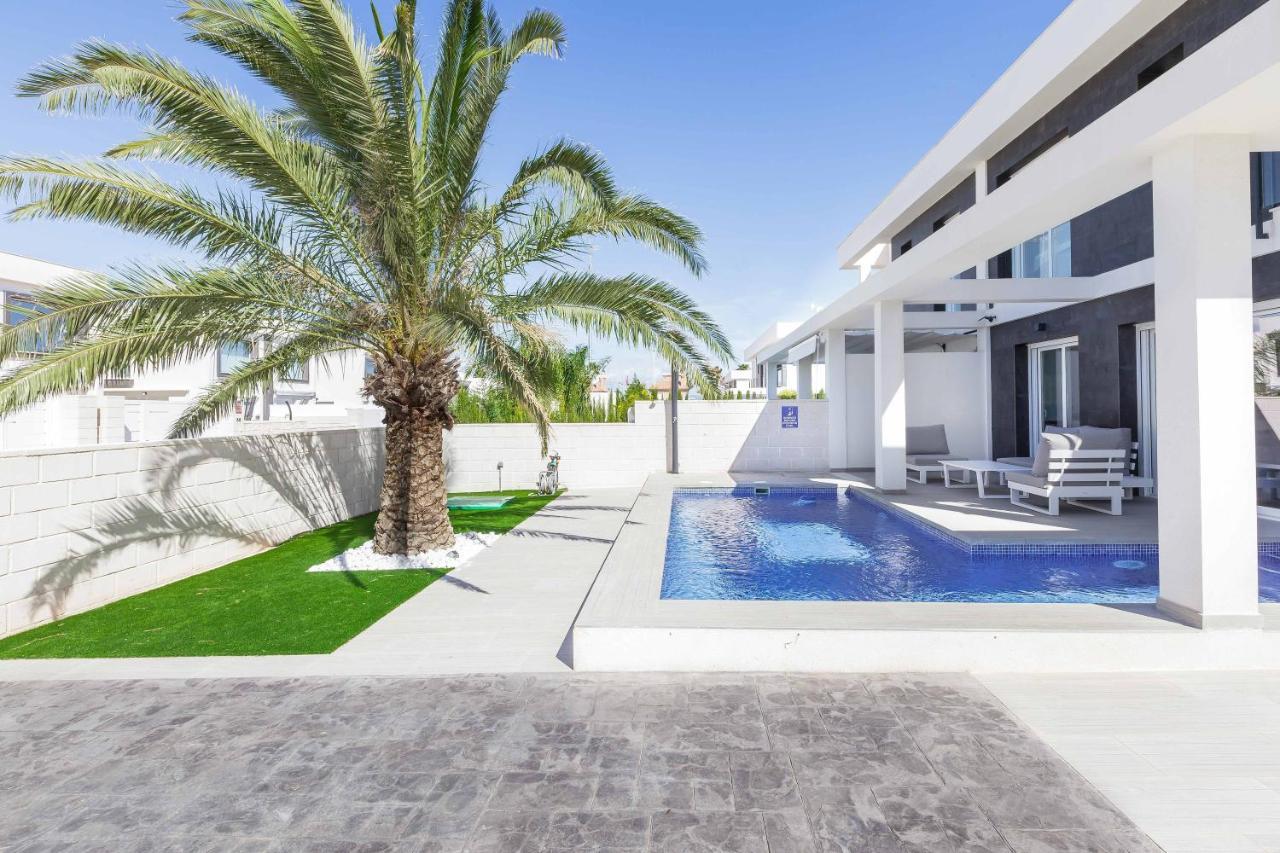 Casa Bos Dolpfin Wellness Luxury Entire Villa Pool & Jacuzzi Gran Alacant Near Beach Puerto Marino المظهر الخارجي الصورة